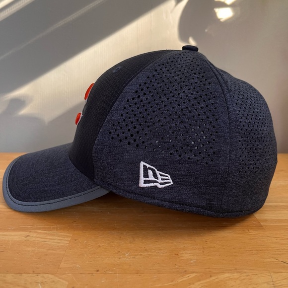 Men’s New Era Navy Chicago Bears 39THIRTY Flex Hat - Picture 4 of 5